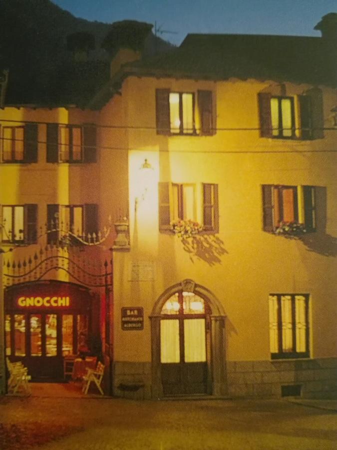 Albergo ristorante Gnocchi Cortenova Exterior foto